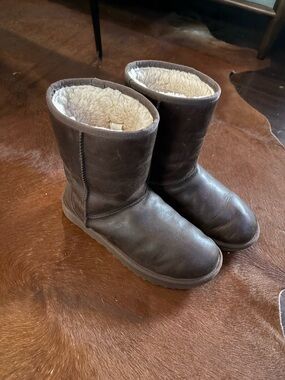 UGG Brown Leather Mid-Calf Boots with Logo Patch